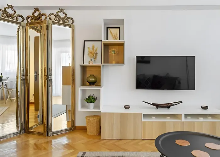 Unirii Green Apartment